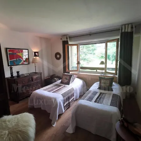 112 Arbois *